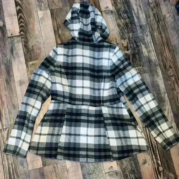 Women’s Aeropostale pea coat with hood size large - Picture 3 of 4